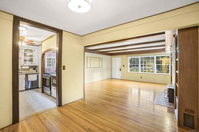 Building Photo - 5237 Nannette St