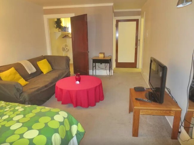 Building Photo - 4522 Brooklyn Ave NE