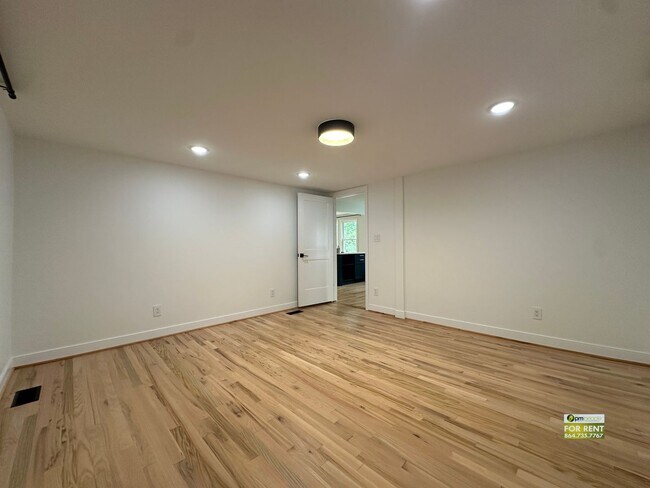 Building Photo - 123 Oneal Rd