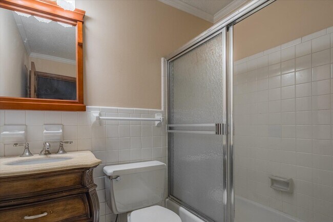 Building Photo - 356 Perkins Extd