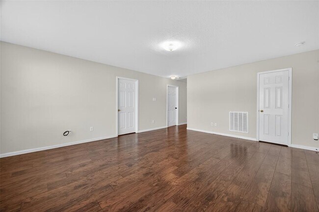 Building Photo - 21515 White Falls Ln