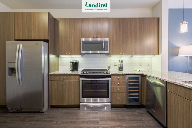 Building Photo - 110 W CityLine Dr