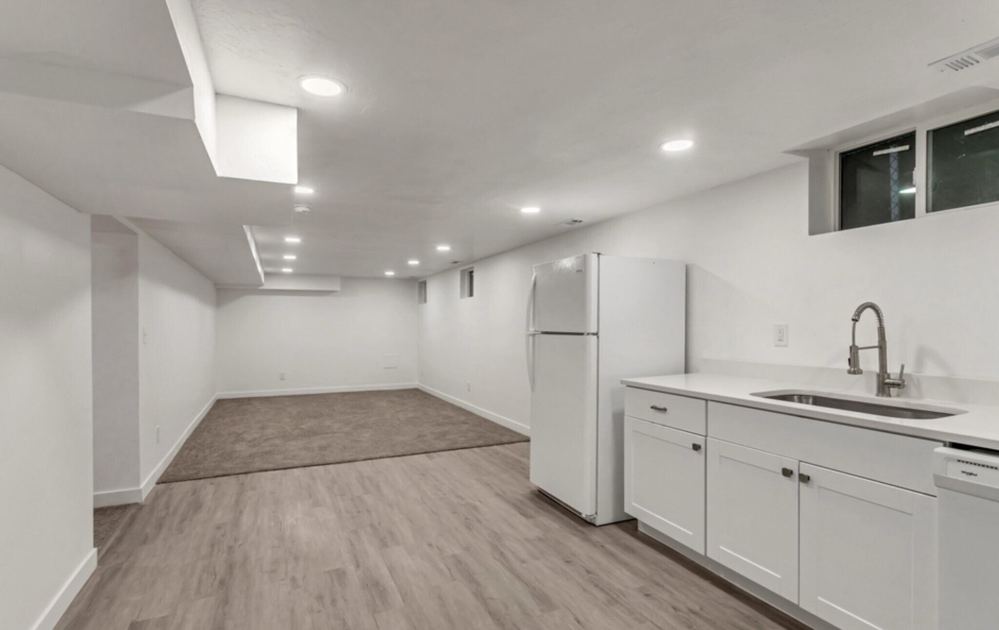 Building Photo - 2664 Brinker Ave