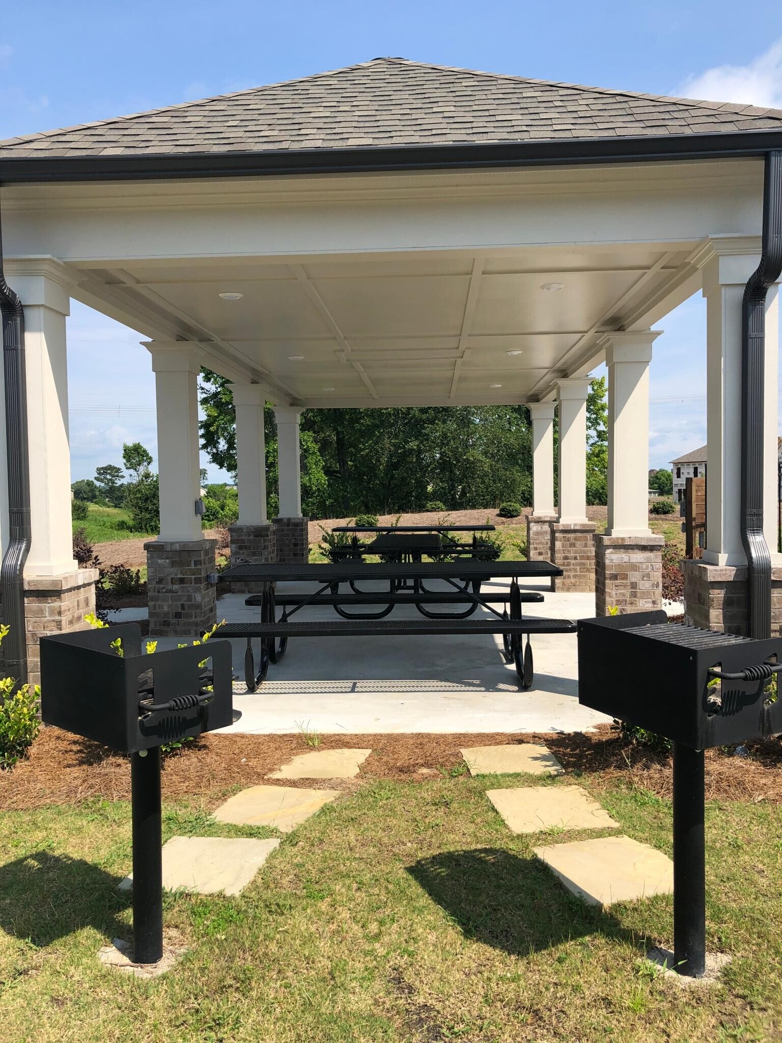 BBQ Grills At the Cabana - 2904 Weyhill Trl