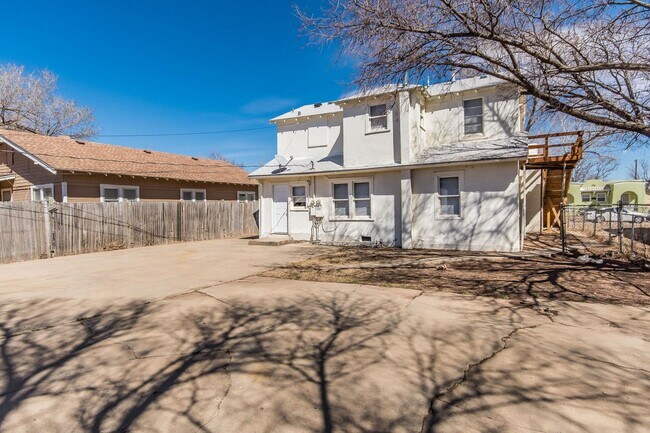 Building Photo - 1508 S Hayden St