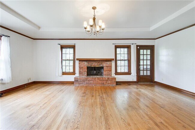 Building Photo - 1600 NW 38th St