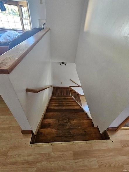 Building Photo - 405 E 15th St