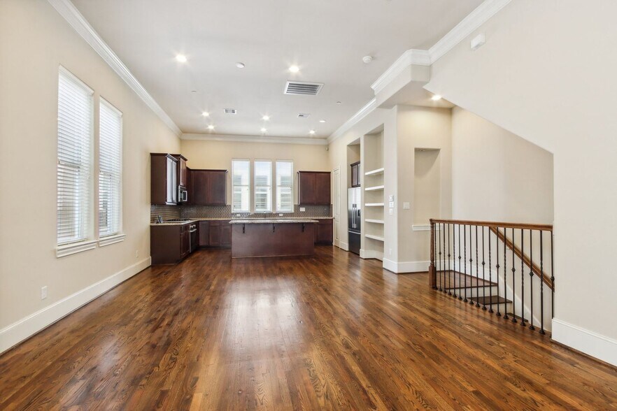 Building Photo - 2607 Cohn St