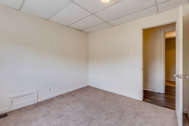 Building Photo - 2614 S 18th St