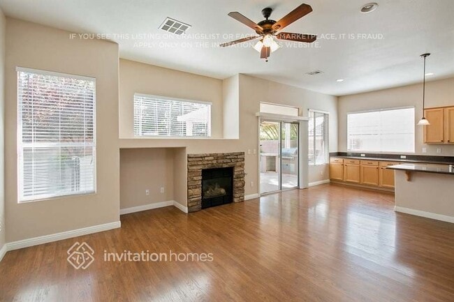 Building Photo - 2731 Enchanted Isle St