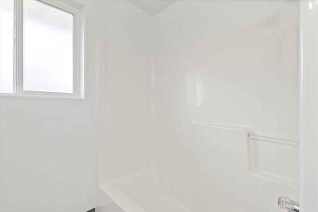 Interior Photo - Lincoln Court