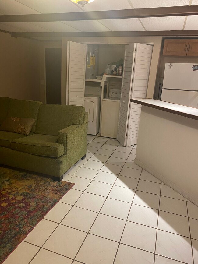 Building Photo - 1426 Castleworks Ln