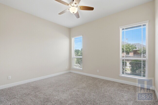 Building Photo - 3805 Hidden Harbor Dr