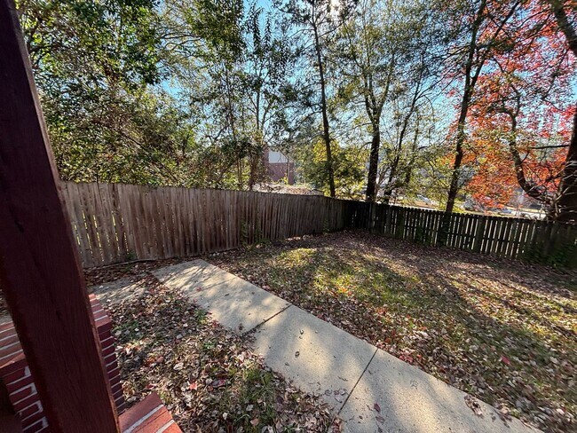 Building Photo - 1338 Virginia St