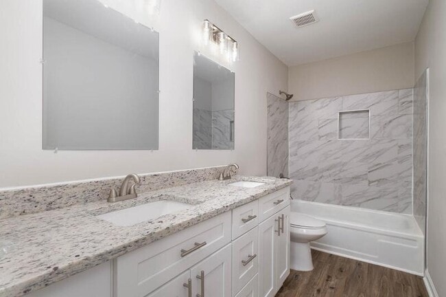 Building Photo - 6026 Olinda St