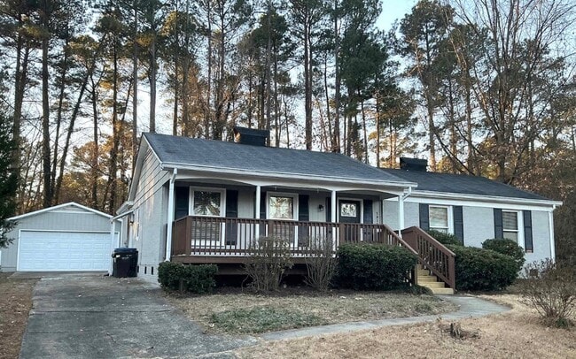 Building Photo - 1315 Clermont Rd