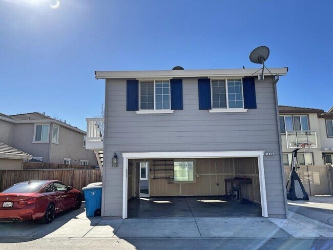 Building Photo - 1436 Bello Dr