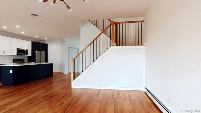 Building Photo - 262 Tamerisk Ln