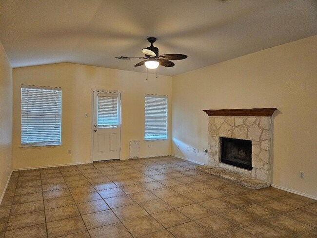 Building Photo - 17833 Floribundas Ln