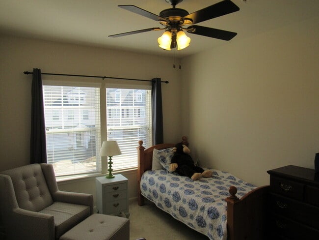 Building Photo - Pet Friendly 2 Story with Basement and 2 C...
