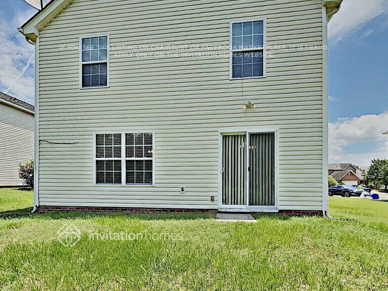 Building Photo - 2636 Captains Watch Rd NE