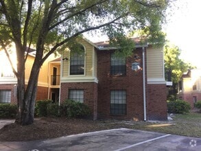 Building Photo - Come see this 1 bedroom, 1 bath condo for ...