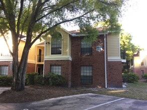 Building Photo - Come see this 1 bedroom, 1 bath condo for rent in Central Tampa!