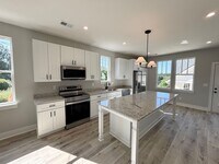 Building Photo - 2703 Clark St