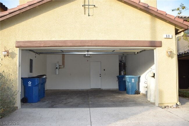 Building Photo - 60 Dark Creek Ave