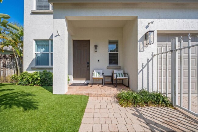 Building Photo - Southwest 8th Street, Fort Lauderdale, FL 33315 - 3 BR 2.5 BA townhouse