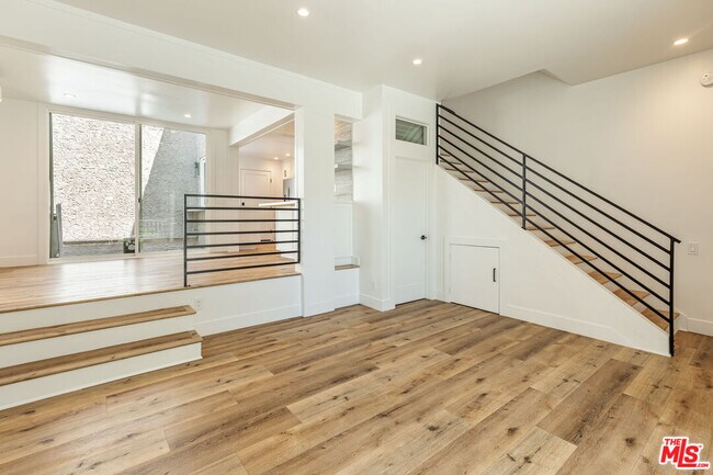 Building Photo - 28368 Rey De Copas Ln