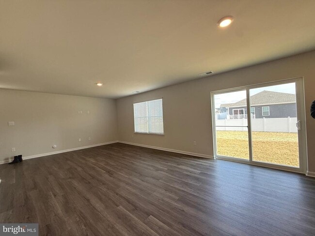 Building Photo - 345 Anconas Blvd