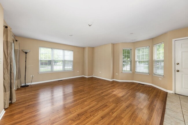 Building Photo - 2211 Waterleaf Ct