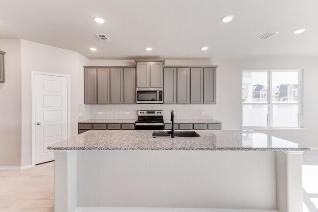 Building Photo - 5933 Revere Dr