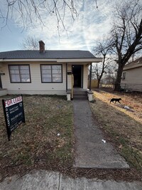 Building Photo - 1903 1/2 Fillmore