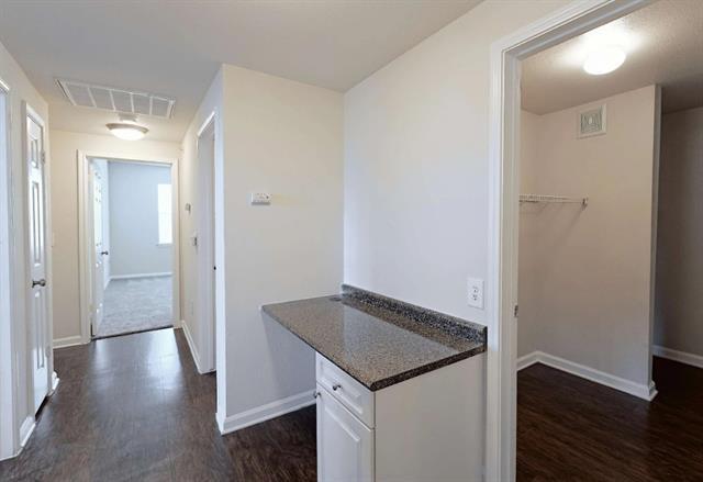 Building Photo - 10505 S I-35 Frontage Rd