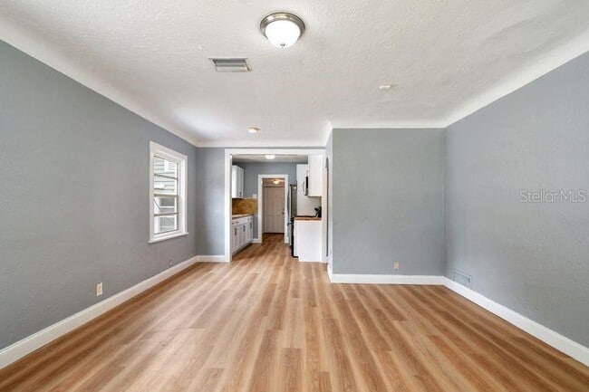 Building Photo - 1616 13th St S