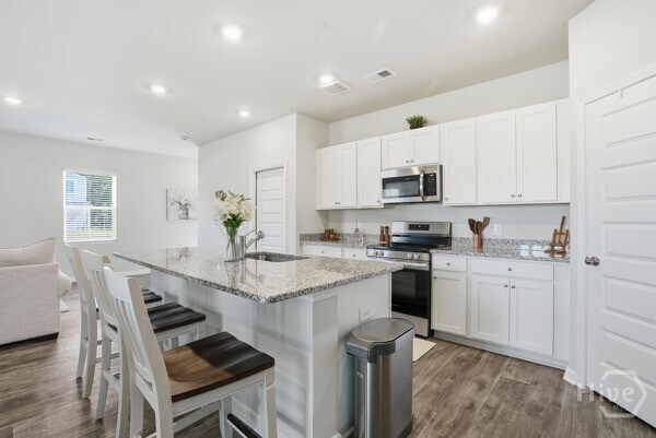 Building Photo - 100 Amethyst Dr