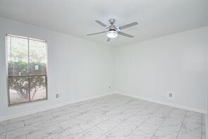 Building Photo - 17331 Red Oak Dr