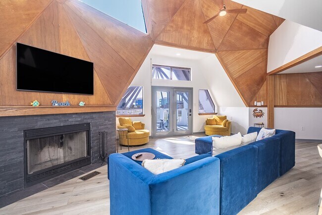Building Photo - 22814 Verano Dr