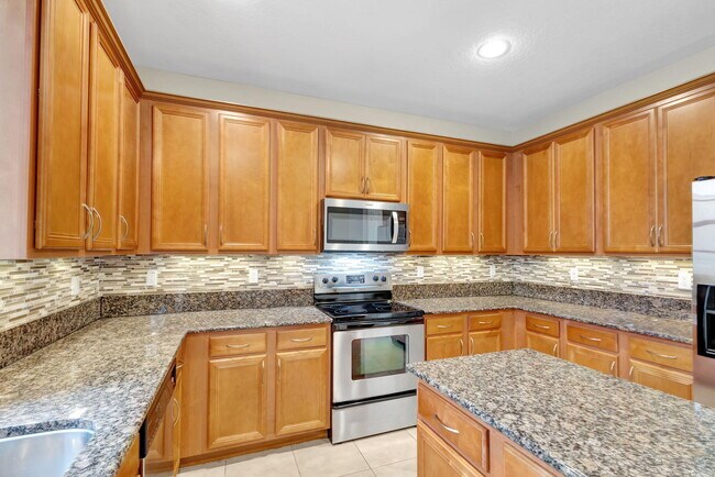 Building Photo - 575 Dakota Dr