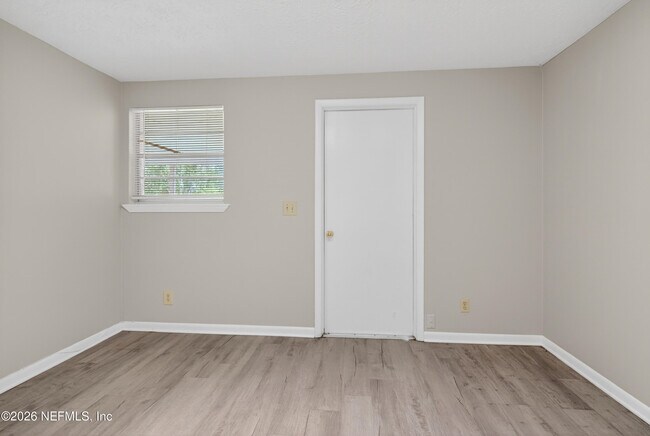 Building Photo - 4257 Packard Dr