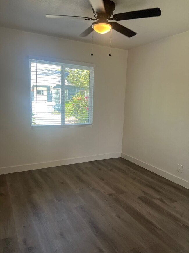 Building Photo - Turney Flats – Timeless Charm in the Heart...