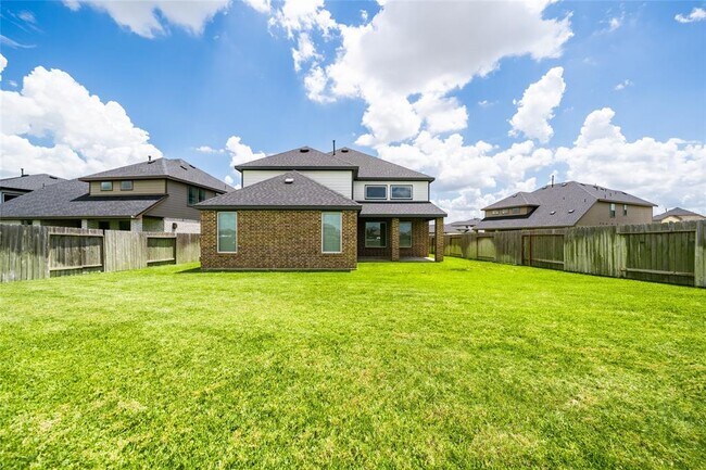 Building Photo - 29423 Red Rocks Pk Dr