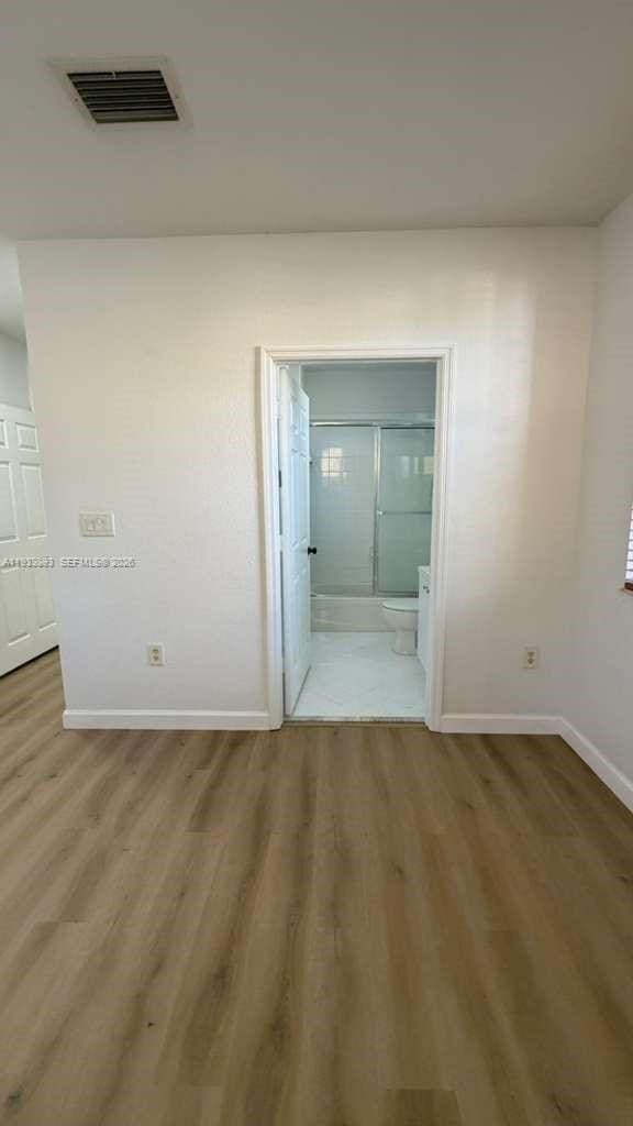 Building Photo - 1555 NE 33rd Rd