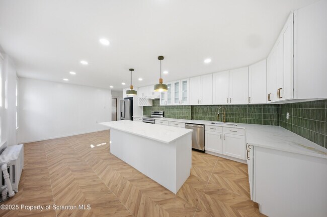 Building Photo - 1312 N Washington Ave