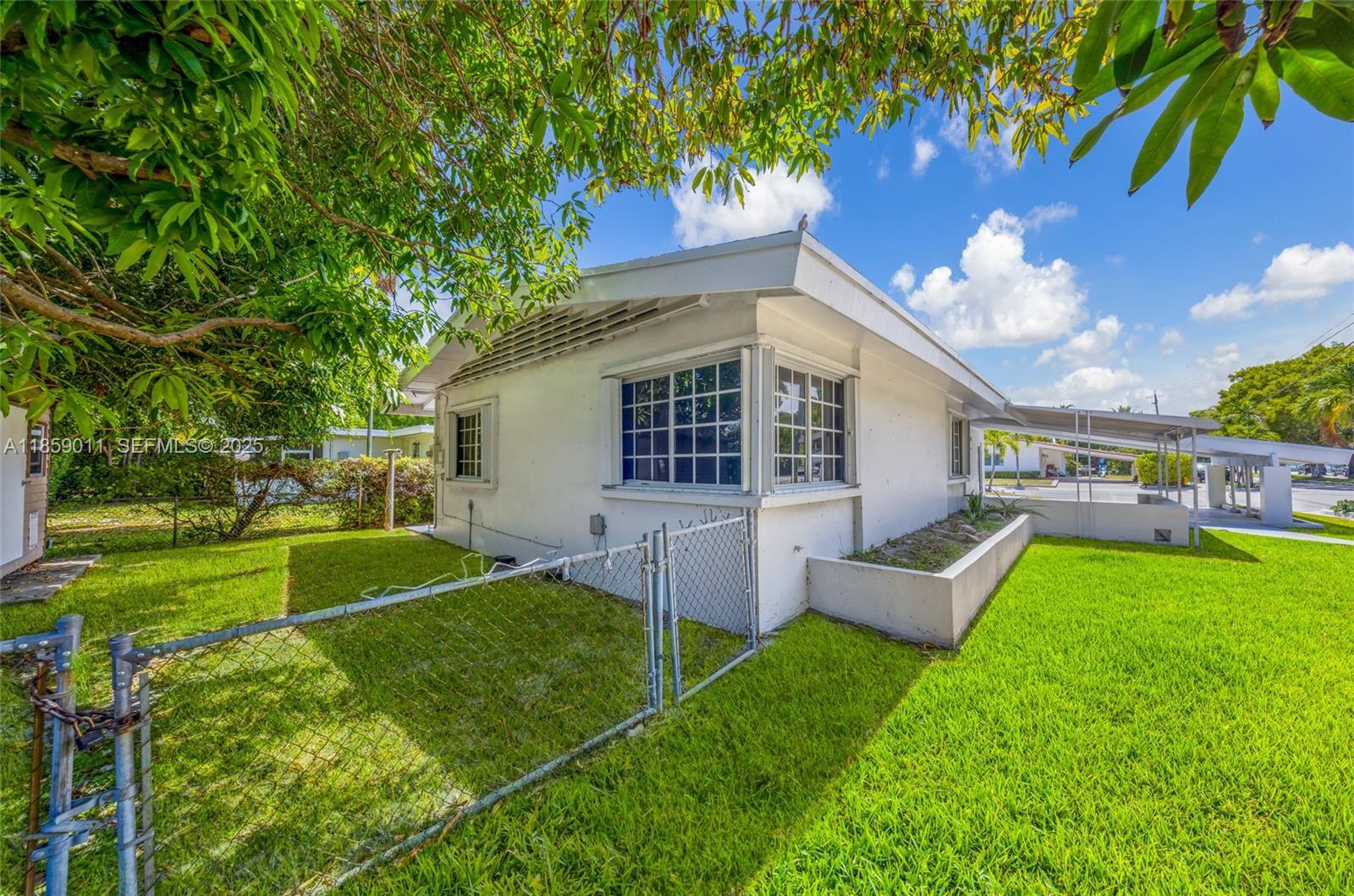 Building Photo - 7528 Buccaneer Ave