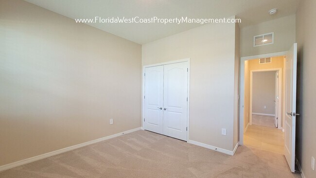 Building Photo - LARGE 3 BEDROOM- 2 BATH LAKEWOOD RANCH HOME FOR RENT! DIRECT LAKE VIEWS! ANNUAL LEASE!
