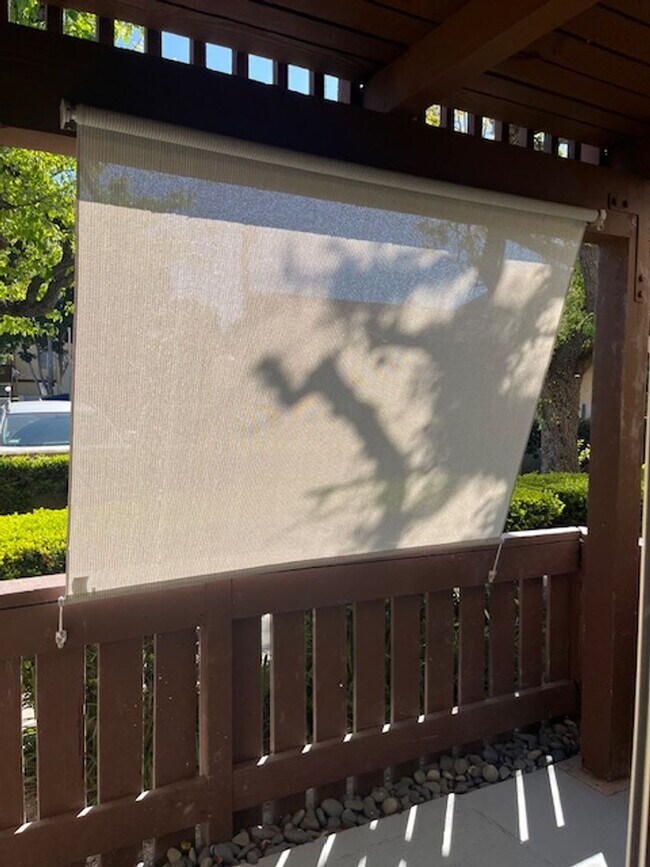 Building Photo - 1000 W MacArthur Blvd