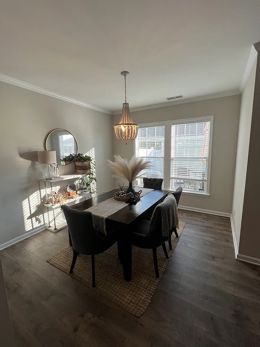 Building Photo - Room in Townhome on Perry Creek Rd